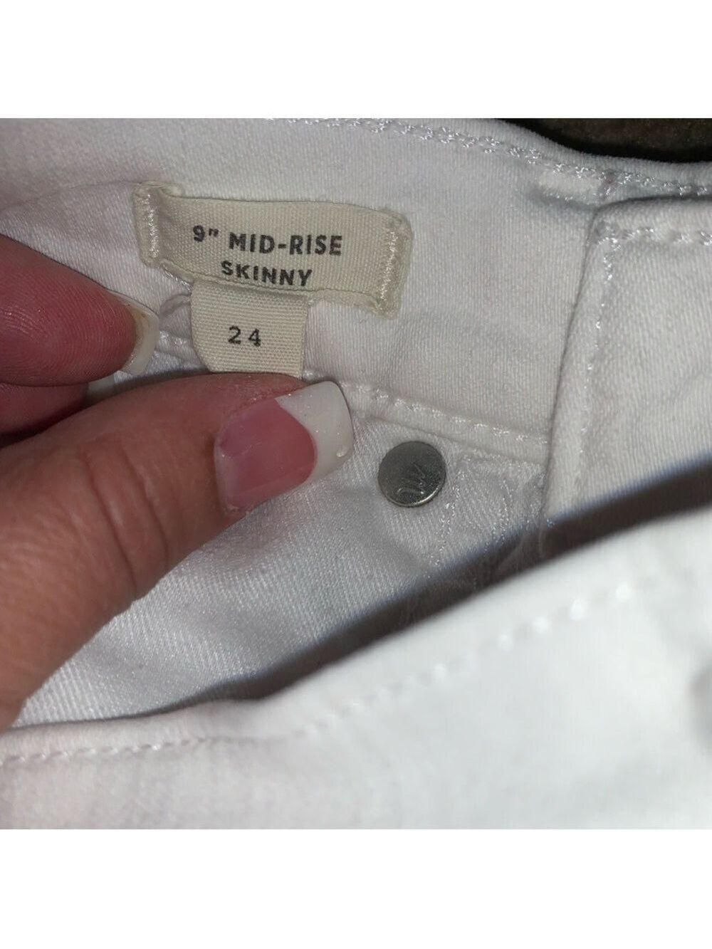 MADEWELL White 9” Mid Rise Skinny Jeans size 24 - Picture 7 of 9